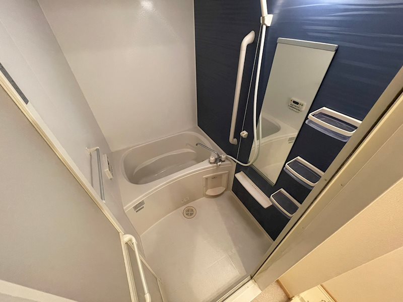 別部屋参考になります。 ベルグラース 風呂画像