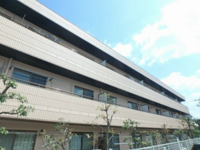 ソレイユ楠 301号室 外観