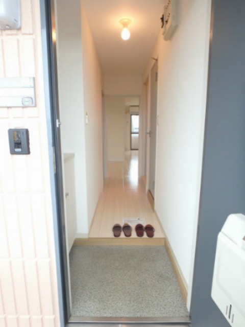 ソレイユ楠 玄関