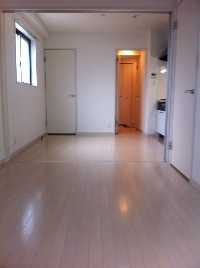 ｱｼﾞﾙ湘南 リビング