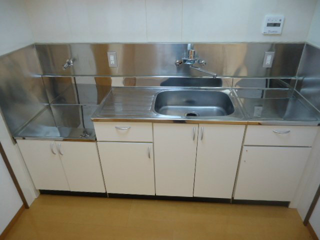 愛知県名古屋市名東区香流１丁目 キッチン