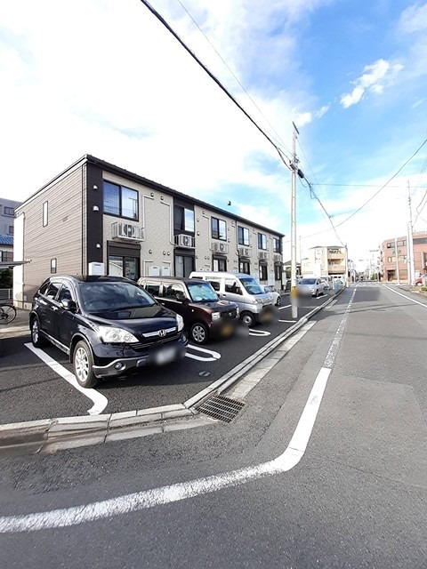 フォンターナルチア 駐車場