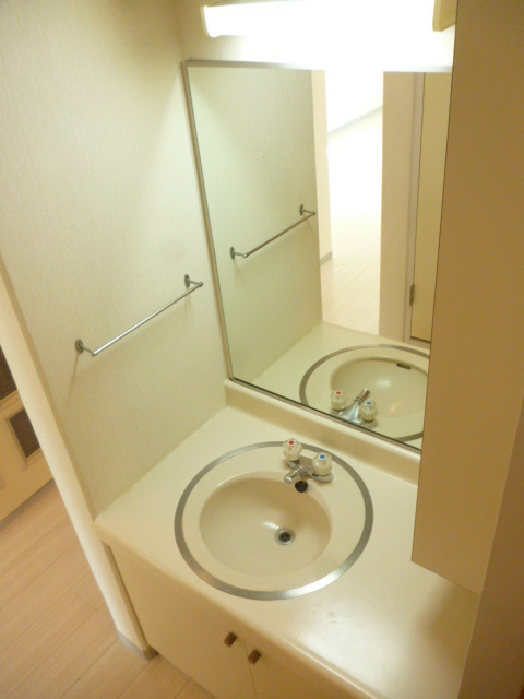 エレーヌ水澤 その他3