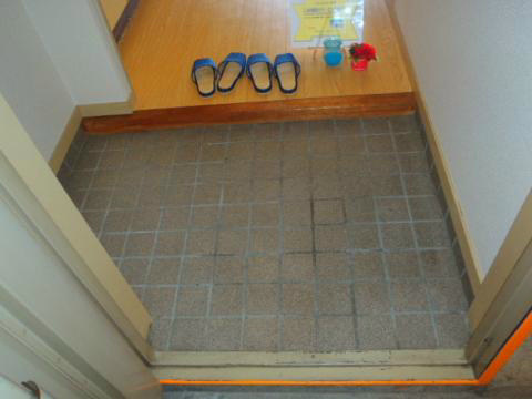 愛知県名古屋市千種区茶屋坂通１丁目 玄関