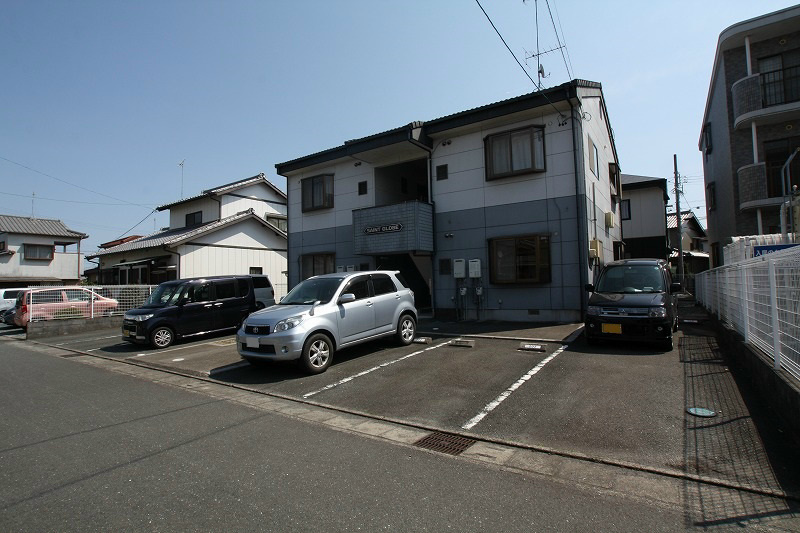 SAINT GLOBE 駐車場