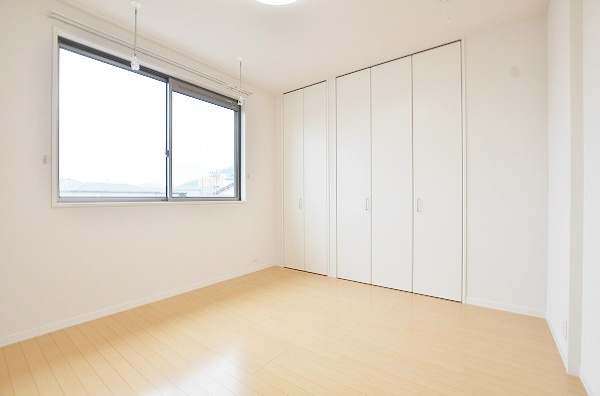 ヴィラウィステリア門司　B棟  ベッドルーム