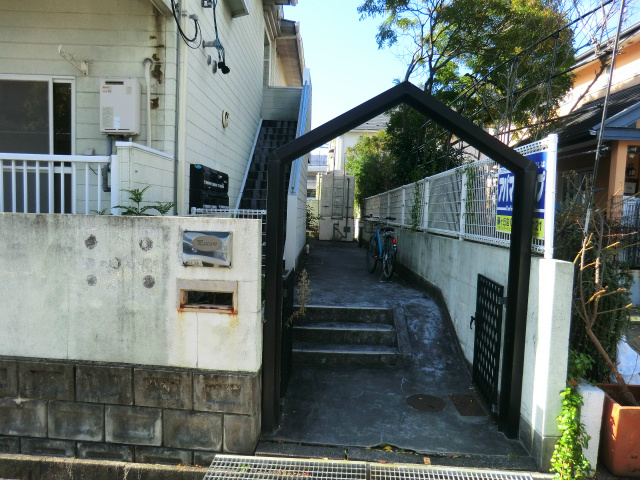 愛知県名古屋市名東区貴船１丁目 エントランス