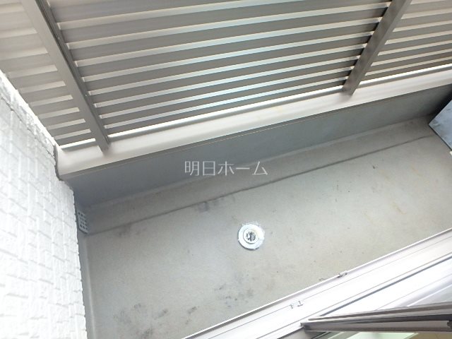 ラビングパレス東伏見 ベランダ