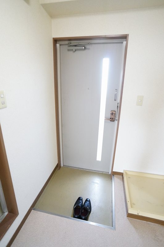 オーク長岡天神ＪＯＭＯ 玄関