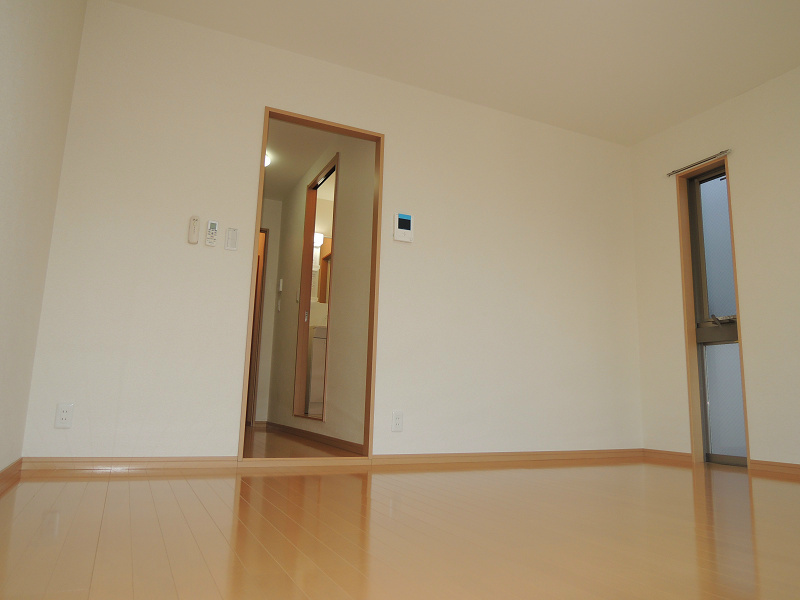 アンプルールフェール東花園 リビング