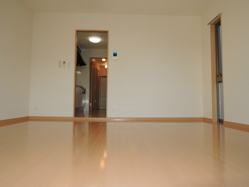 アンプルールフェール東花園 リビング