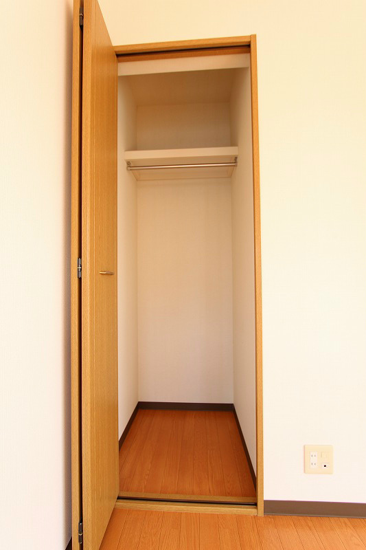 ハイツカローラ 収納
