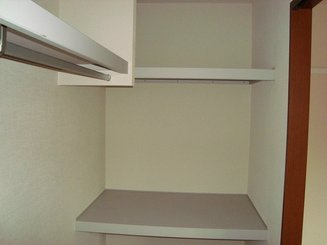 フォンテーヌ東Ｅ 収納
