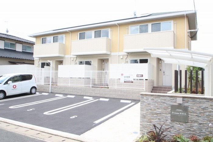 D-room西長住 外観