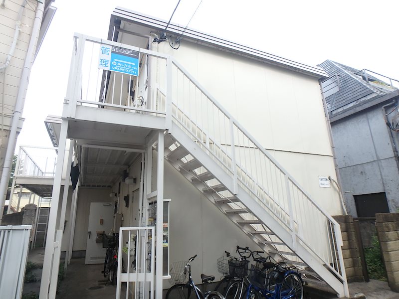 ベルハウス南台 202号室 外観