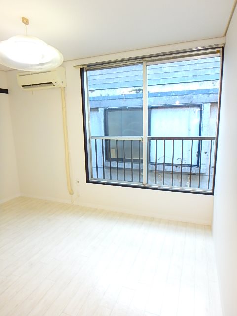 ベルハウス南台 リビング