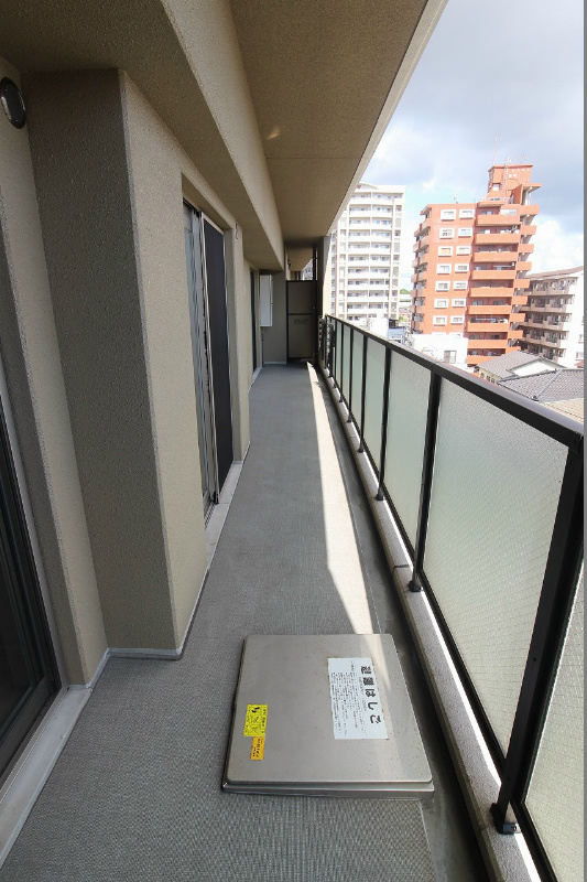 ヴェールヴァン田町 ベランダ