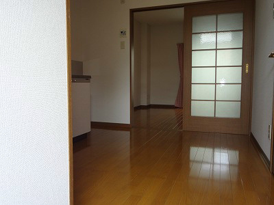 カイセー三芳 玄関