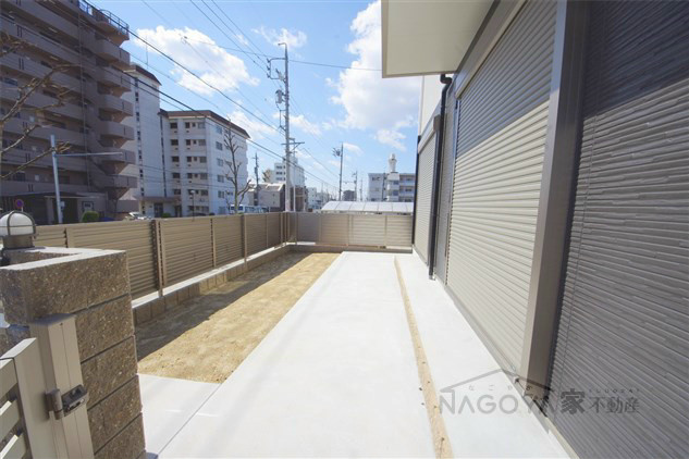 comodo八勝通 ベランダ