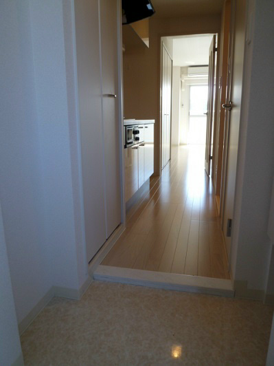 M・FRONTIER（エムフロンティア） 玄関