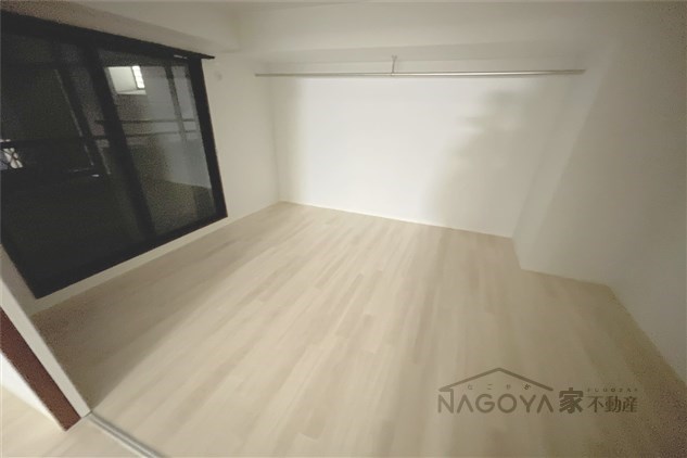 L.A上前津 リビング