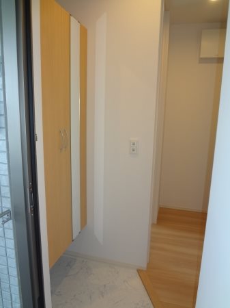 エムズ パリオ 玄関
