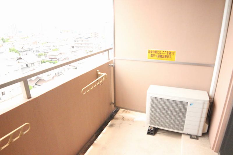 ウィンディア楽々園 ベランダ