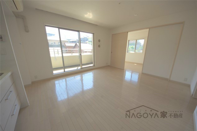 パークアクシス白壁 リビング