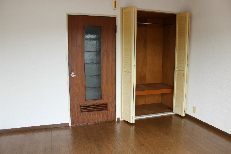 森川ビル ベッドルーム