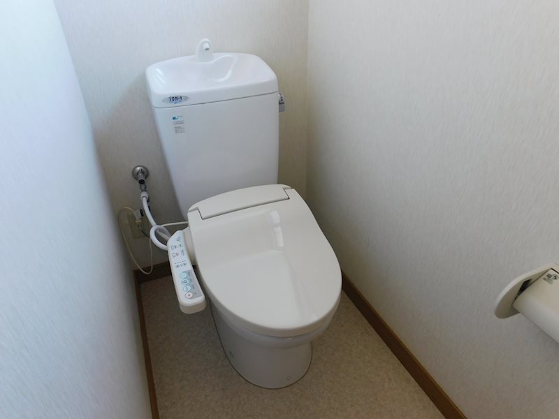 小松住宅　5 トイレ
