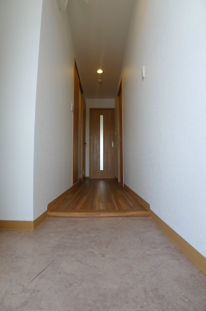 グランジュール壱番館 玄関