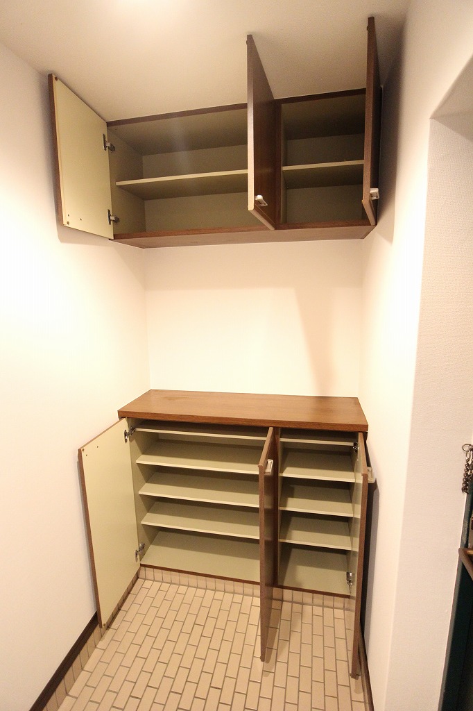 アーバン宮地岳 収納