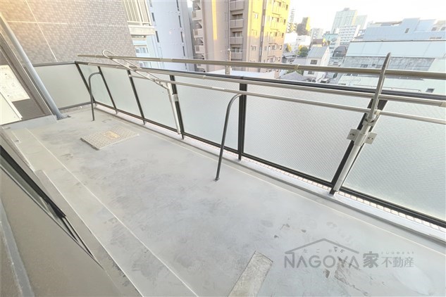 ビラ三秀上前津 ベランダ