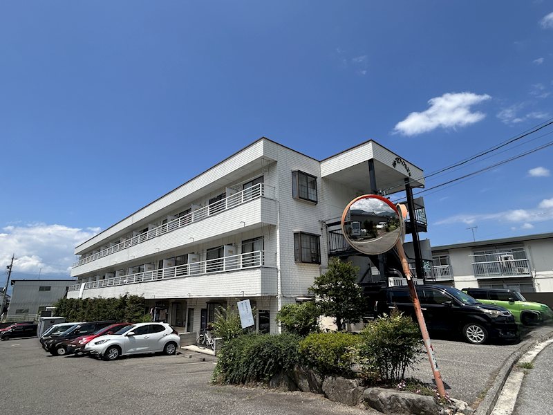 アップルズＮ 外観