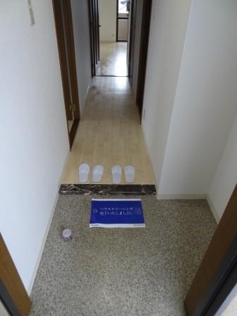 ヴィラ安堂寺 玄関