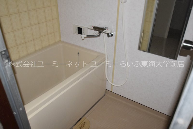 バス ドミールFUKAGAWAⅠ 風呂画像