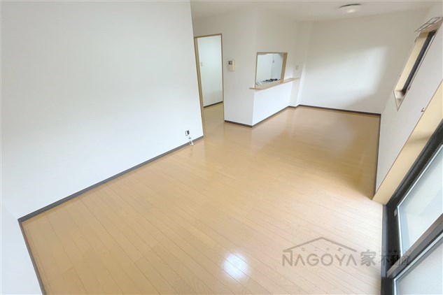 ホリーステージ城山 リビング