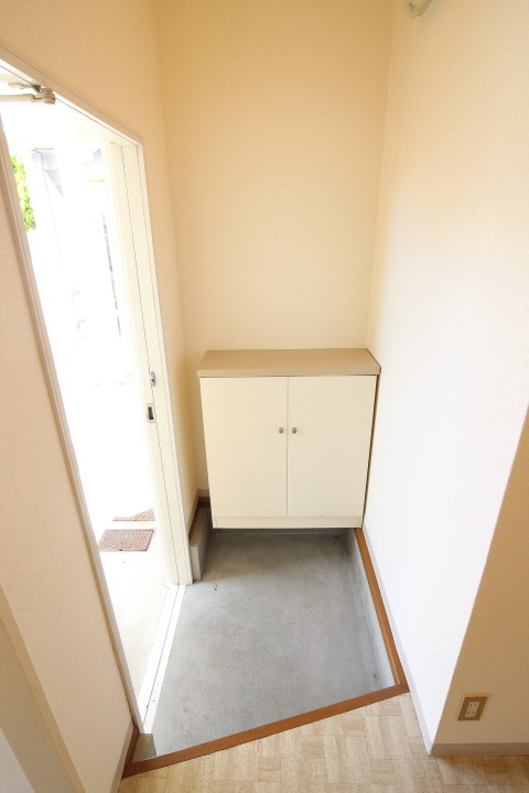 シャトレー奥須磨 玄関