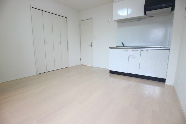 ヴィアノ山下町 リビング