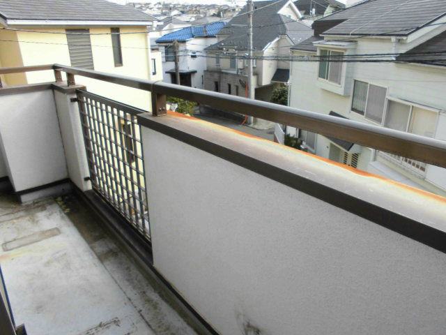 神奈川県横浜市港北区富士塚２丁目 ベランダ