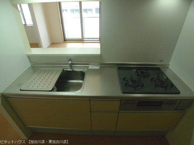 シャーメゾン粟津 キッチン