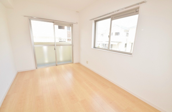 エルティアラ上富野 ベッドルーム