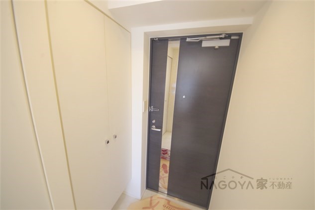 カレント茶屋が坂 玄関