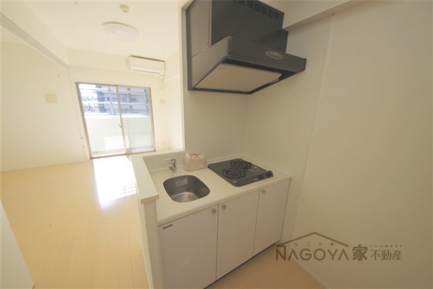 カレント茶屋が坂 キッチン