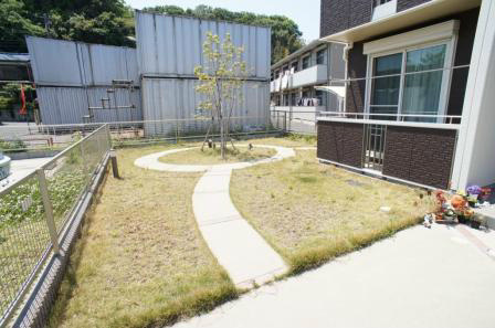フィオーレカーサ 庭