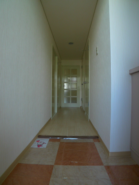 フォレスト壱番館 玄関