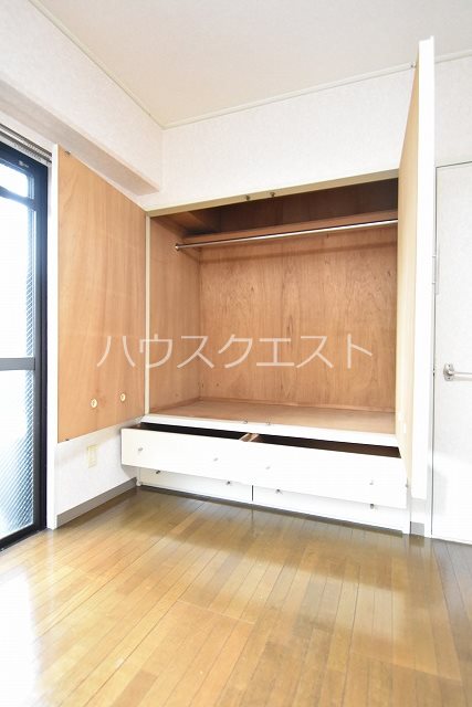 フレグランス大宮 収納
