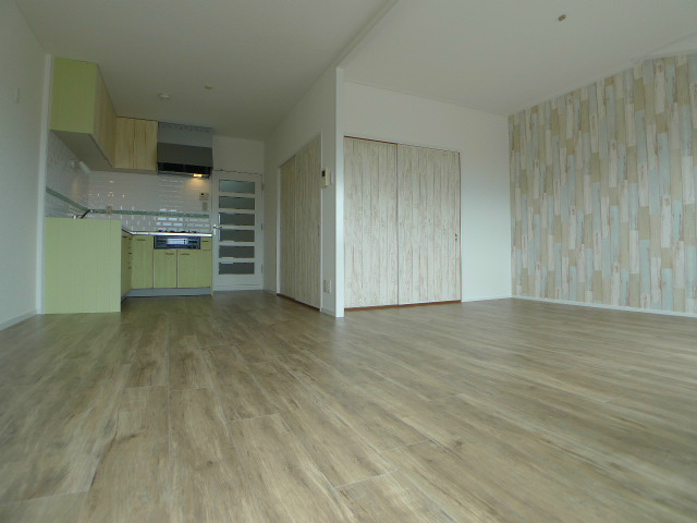 プリオール宝殿 リビング