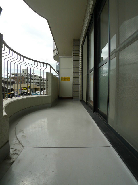 プリオール宝殿 ベランダ