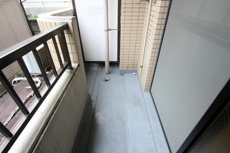 愛知県名古屋市名東区小池町 ベランダ